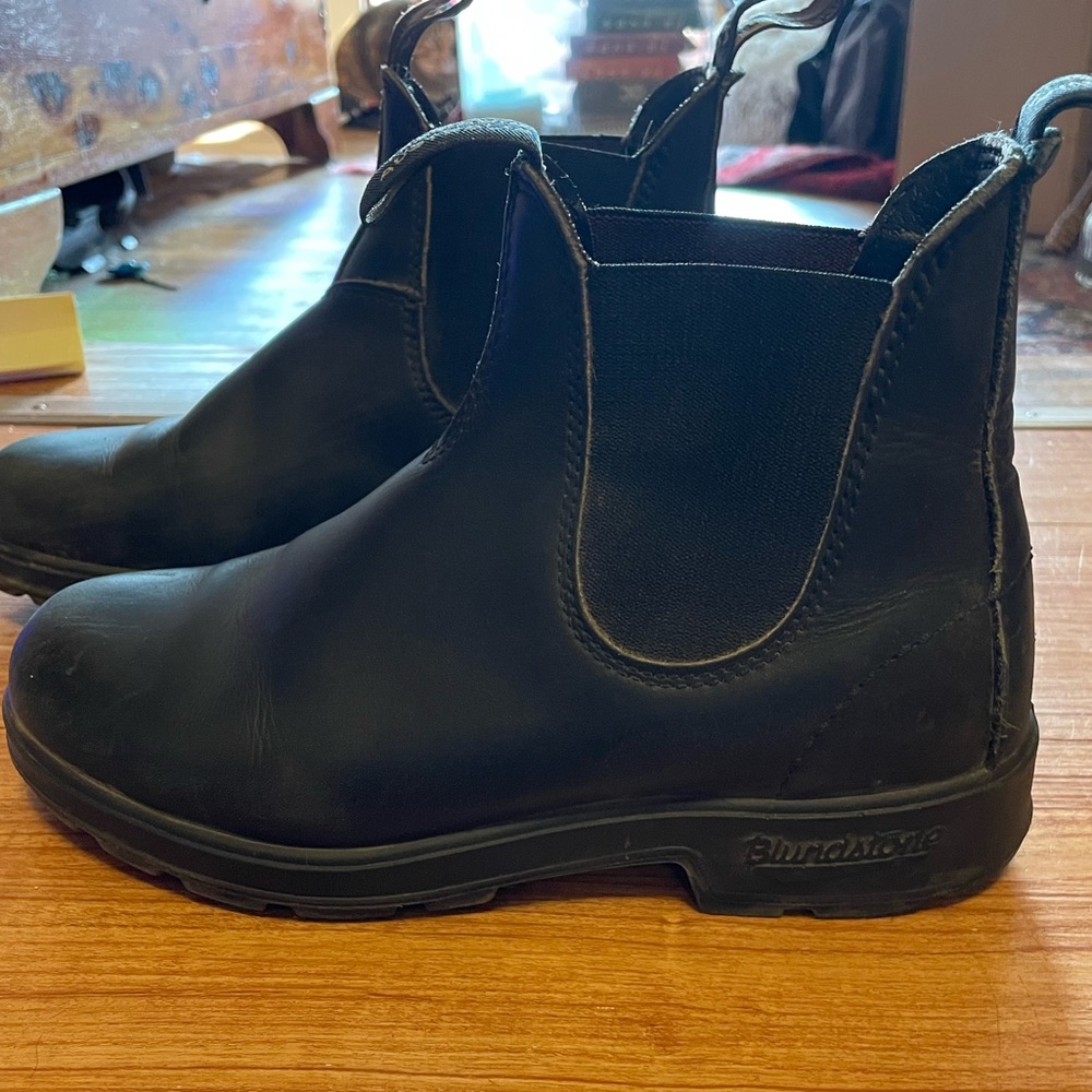 Blundstones-gently used